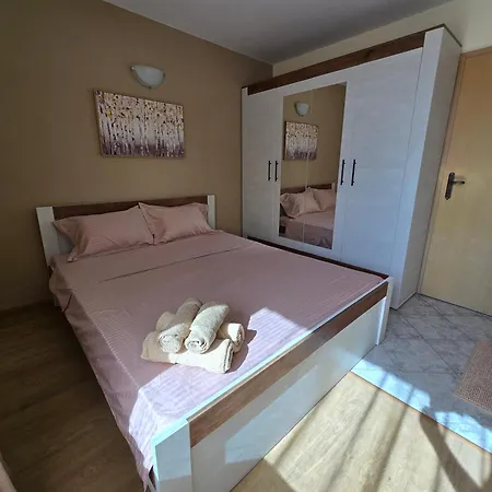 Guest house Квартири Сън