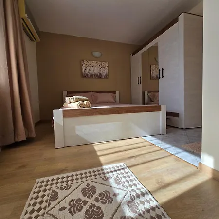 квартири сън 4* Несебр