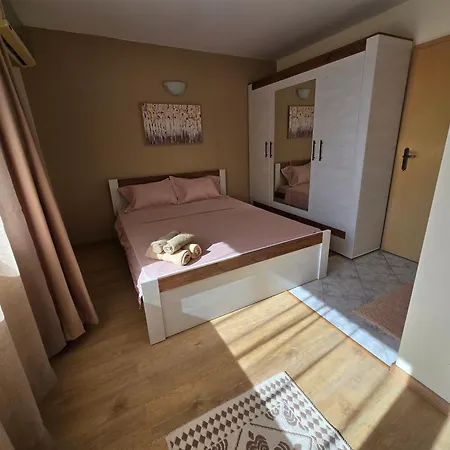 Квартири Сън Guest house