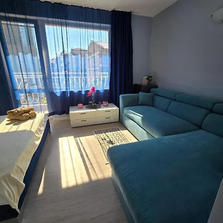Квартири Сън Guest house *